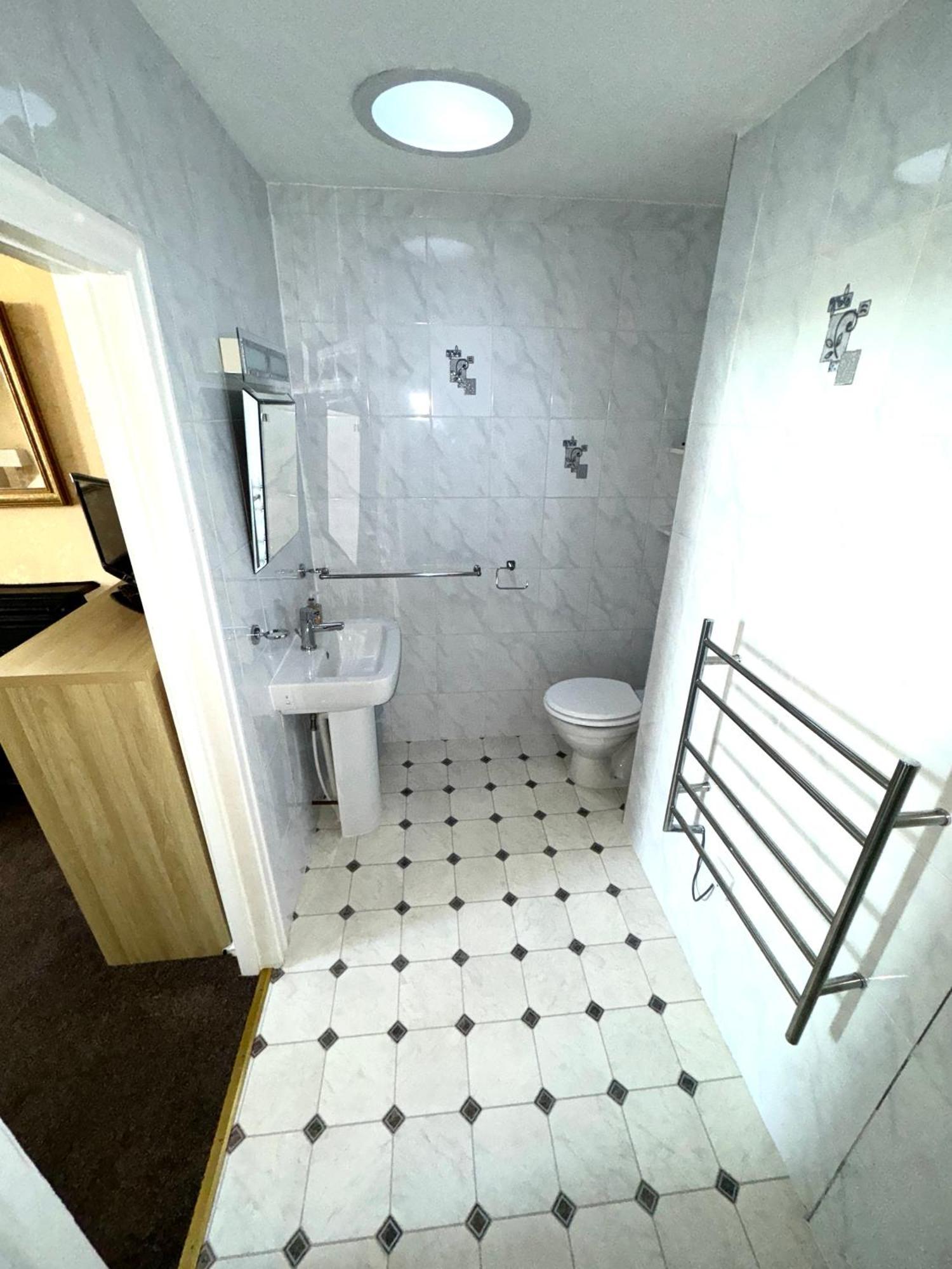 Ashfield Guesthouse Douglas Dış mekan fotoğraf